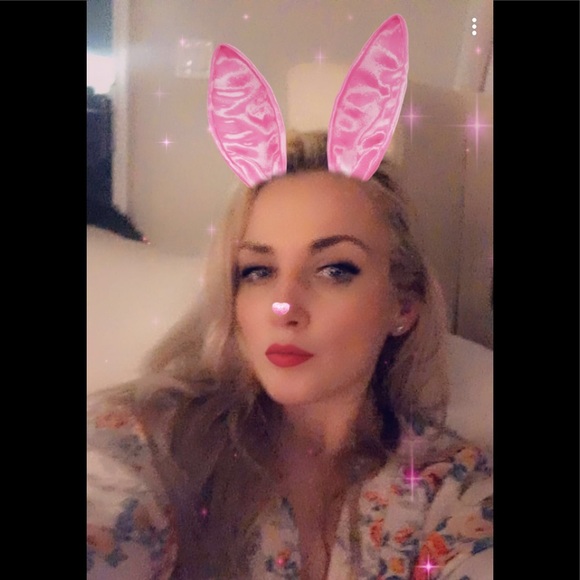 Meet your Posher, Crystal - Picture 1 of 1